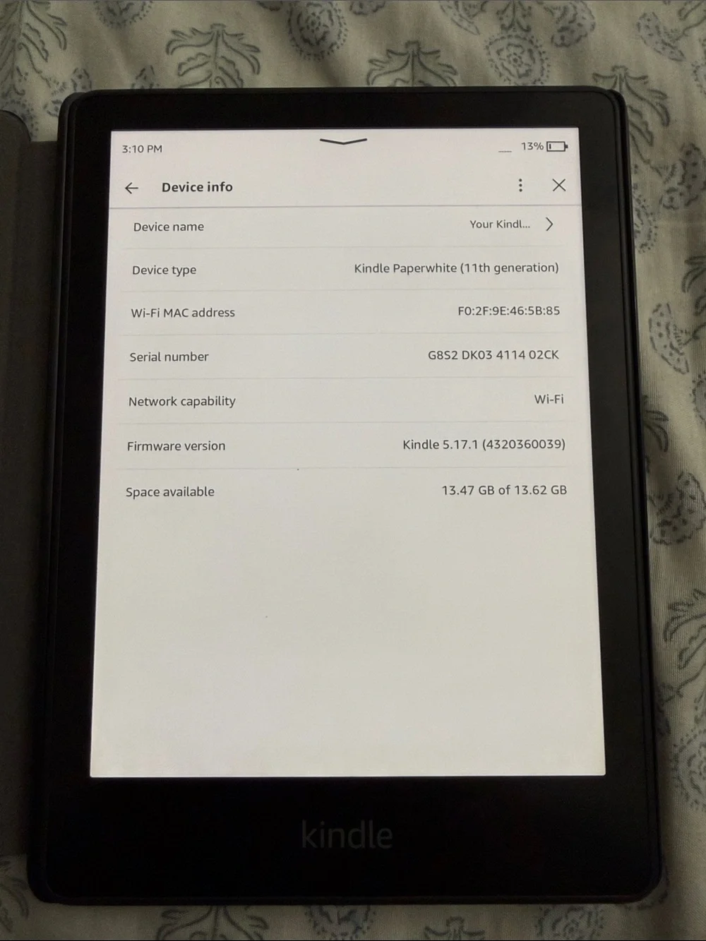 Kindle Paperwhite 11th Gen Black with case